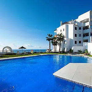 3 Bedrooms In Coast By Interhome Apartamento